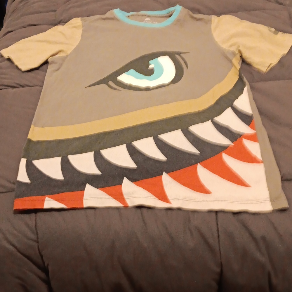 Nike shirt